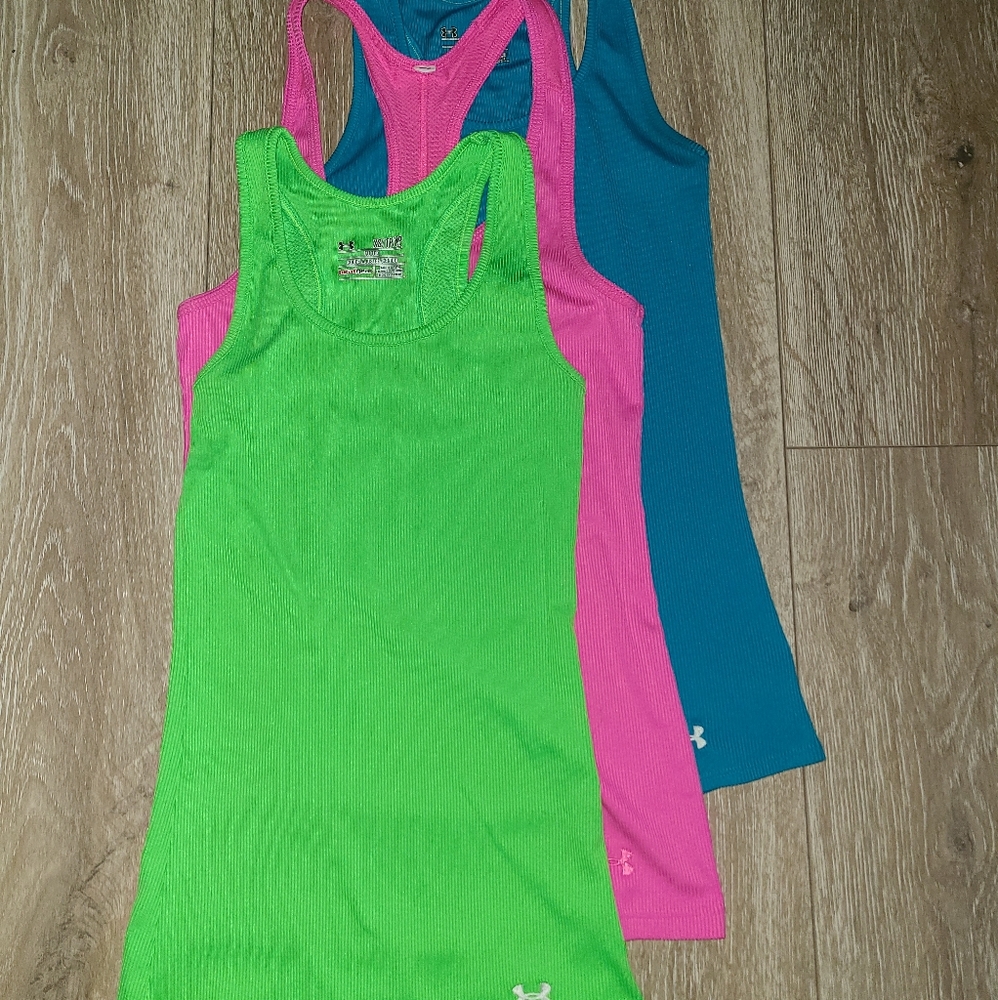 Women's under armour tops